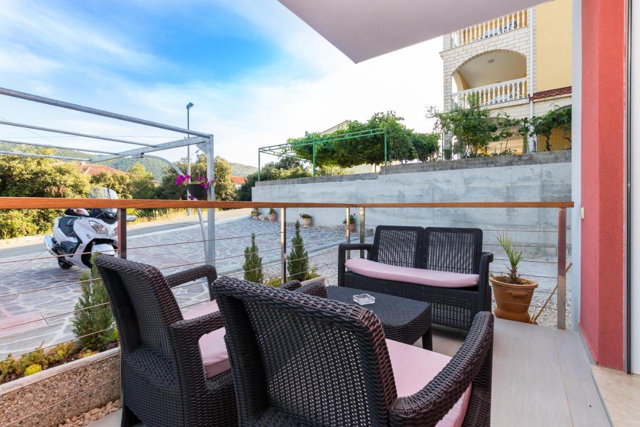 Apartments And Rooms With Parking Space Grebastica, Sibenik - 17831 Grebaštica Exterior foto