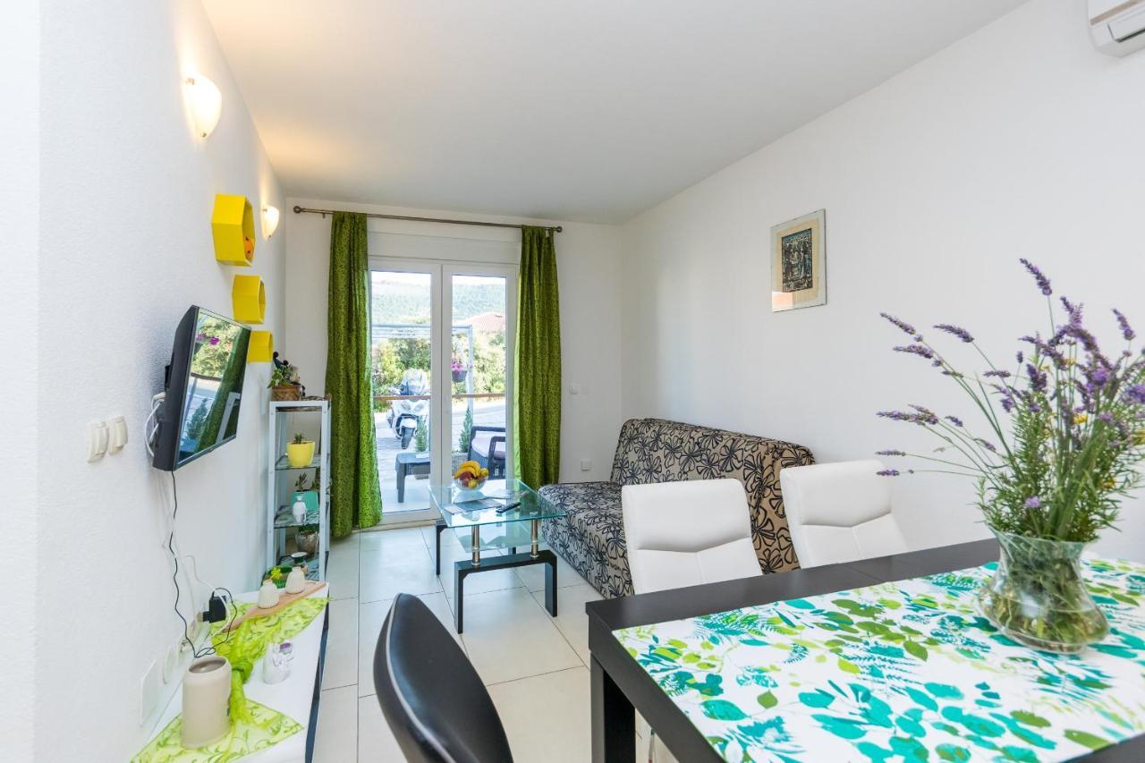 Apartments And Rooms With Parking Space Grebastica, Sibenik - 17831 Grebaštica Exterior foto